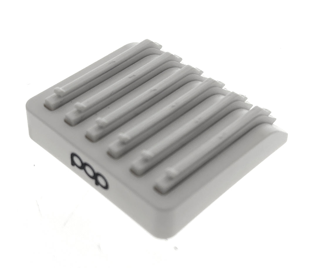 White pack of 6 replacement razor heads with the Pop Sonic logo